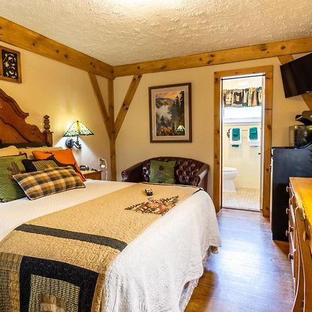 Hemlock Inn ブローイング・ロック エクステリア 写真