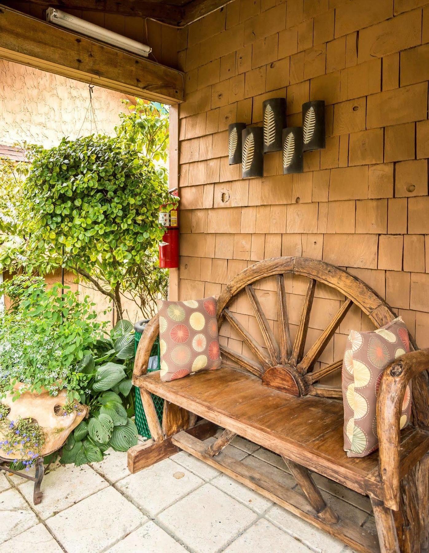 Hemlock Inn ブローイング・ロック エクステリア 写真