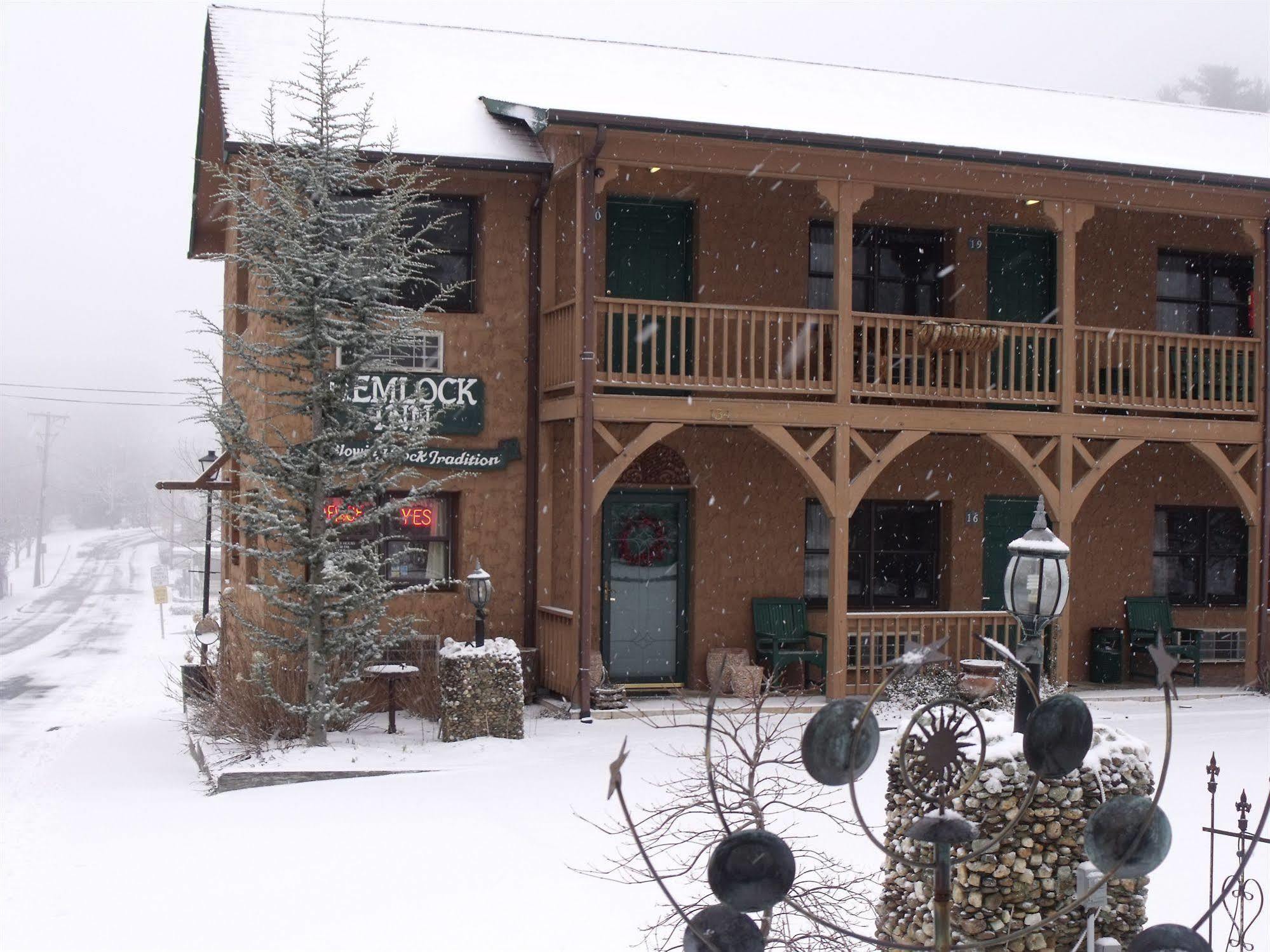 Hemlock Inn ブローイング・ロック エクステリア 写真